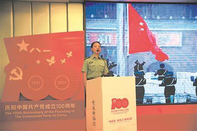 评论家选择奖颁发 《芭比海默》包揽大奖